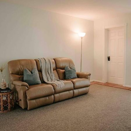 Entire Home, Heated Pool, Just 10 Min To Beach! Vero Beach Buitenkant foto