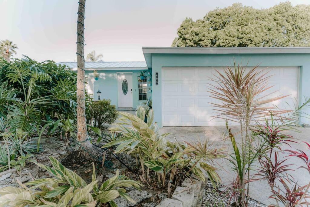 Entire Home, Heated Pool, Just 10 Min To Beach! Vero Beach Buitenkant foto
